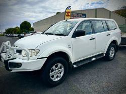 2012 MITSUBISHI CHALLENGER 4X4 WAGON
